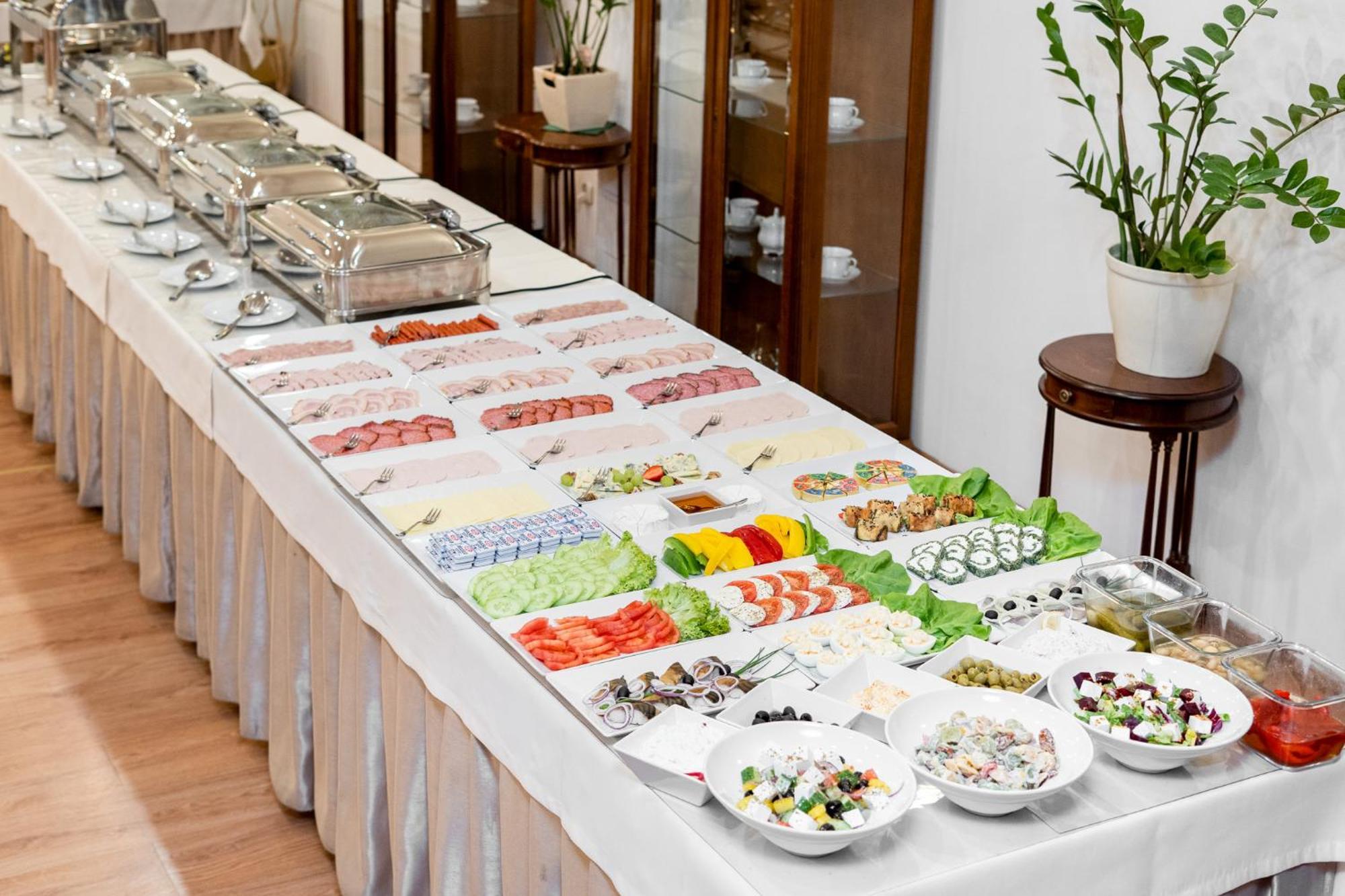 Hotel Artur Krasków Εξωτερικό φωτογραφία
