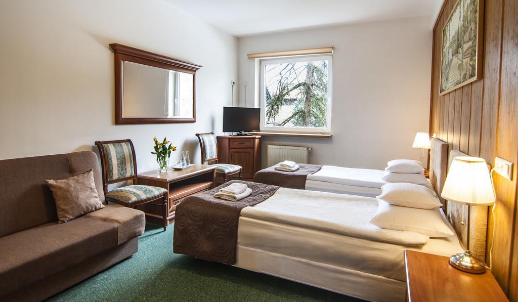 Hotel Artur Krasków Εξωτερικό φωτογραφία